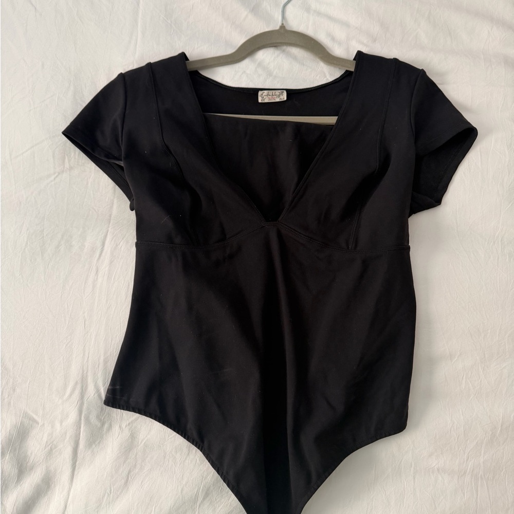 Free People Black Short Sleeve Scoop Neck Bodysuit